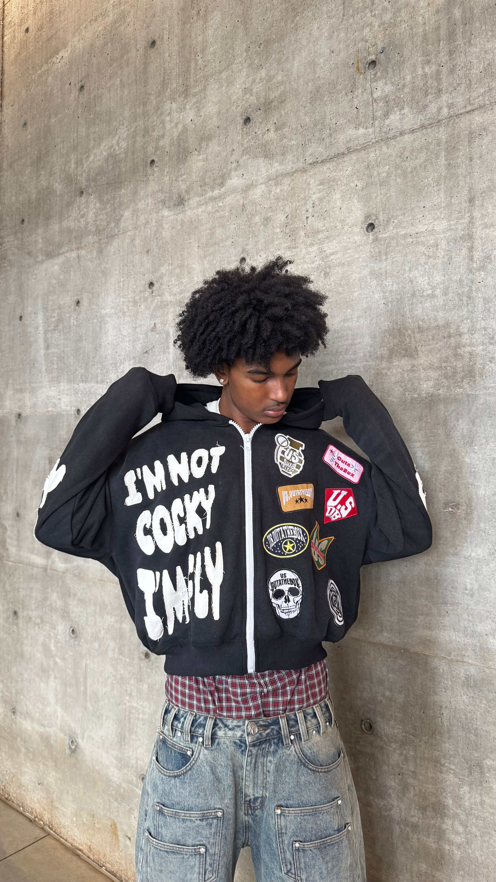 “IM FLY” White Zip-up